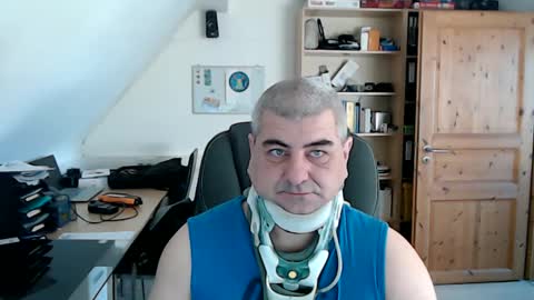 yoschi1976 online show from December 26, 10:05 am