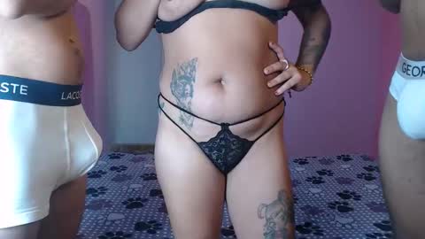 yoshixxx33 online show from April 1, 6:38 pm