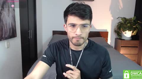 yoshy_man online show from October 7, 3:04 am