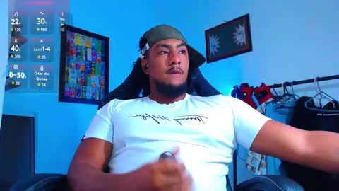 Enzo online show from February 5, 2:00 pm