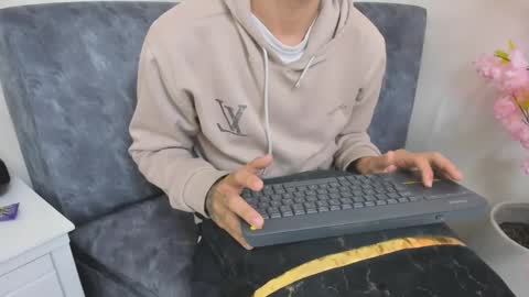 yossel_culhane online show from February 13, 1:12 am