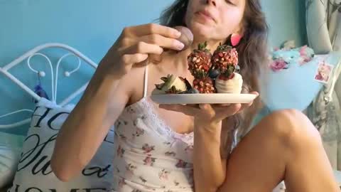 Liliya online show from October 22, 11:43 am