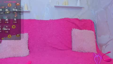 Snapshot of youbabycum25 chatting on November 30, 6:23 pm Nicol online show from November 30, 6:23 pm