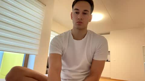 Snapshot of youcan__ chatting on February 13, 2:09 pm youcan__ online show from February 13, 2:09 pm