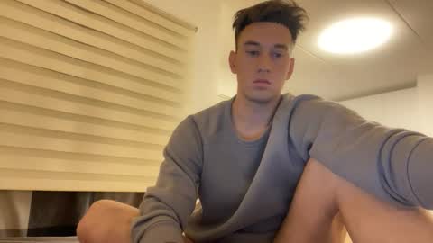 Snapshot of youcan__ chatting on September 30, 2:55 pm youcan__ online show from September 30, 2:55 pm