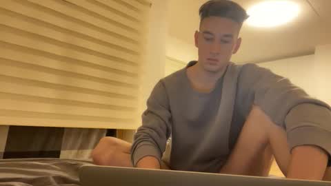 Snapshot of youcan__ chatting on November 10, 12:48 pm youcan__ online show from November 10, 12:48 pm