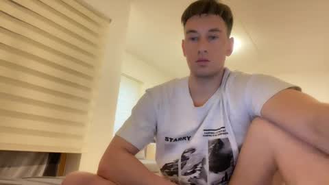 Snapshot of youcan__ chatting on March 16, 3:27 pm youcan__ online show from March 16, 3:27 pm