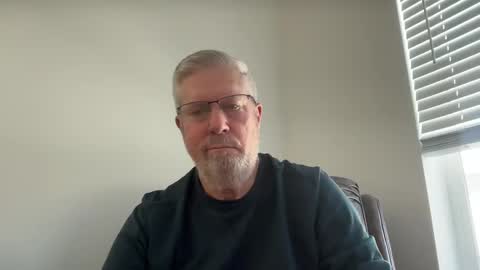 Colorado Guy Straight online show from December 16, 9:09 pm
