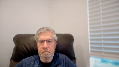 Snapshot of yougogirl_3 chatting on June 26, 11:58 am Colorado Guy Straight online show from June 26, 11:58 am