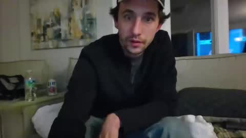 Snapshot of youknowwhoitis412 chatting on March 22, 9:13 am Edging my Girthy Dick online show from March 22, 9:13 am