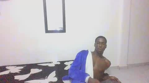 Snapshot of youn_king chatting on December 24, 11:44 pm ALEX online show from December 24, 11:44 pm