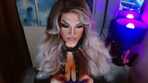 QUEEN MADISON  online show from June 2, 4:53 pm