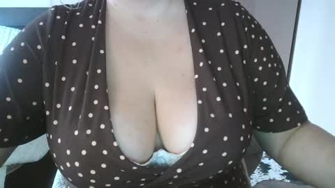 Snapshot of your__maria chatting on April 9, 4:56 am Maria Love online show from April 9, 4:56 am
