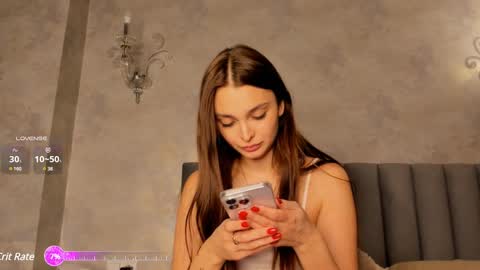 Snapshot of your__voice chatting on March 2, 6:19 pm Camilla online show from March 2, 6:19 pm