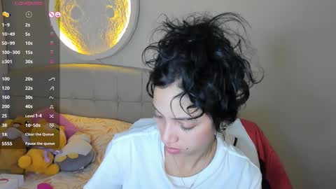 mia3 online show from January 12, 6:51 am