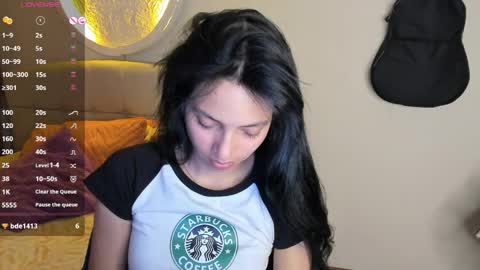 mia3 online show from May 23, 4:18 am
