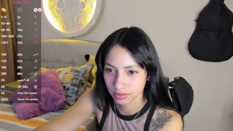 mia3 online show from May 29, 2:53 am