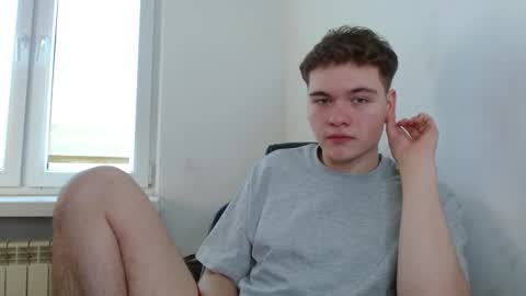 Snapshot of your_bunny123 chatting on December 17, 10:54 am your_bunny123 online show from December 17, 10:54 am