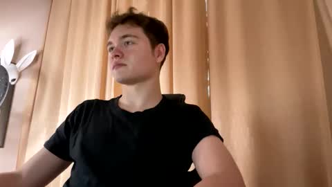 Snapshot of your_bunny123 chatting on January 16, 2:10 pm your_bunny123 online show from January 16, 2:10 pm