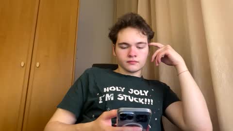 Snapshot of your_bunny123 chatting on February 8, 5:05 pm your_bunny123 online show from February 8, 5:05 pm