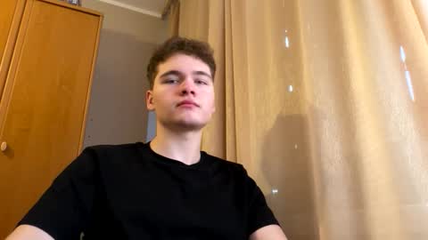 Snapshot of your_bunny123 chatting on February 17, 11:50 am your_bunny123 online show from February 17, 11:50 am