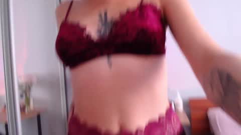 Snapshot of your_corvus chatting on September 11, 8:14 am your_corvus online show from September 11, 8:14 am