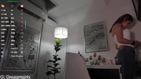 Snapshot of your_dreaamgirlx chatting on January 9, 3:09 am Isabella online show from January 9, 3:09 am
