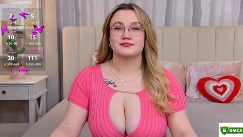 Nancy online show from November 19, 1:11 pm