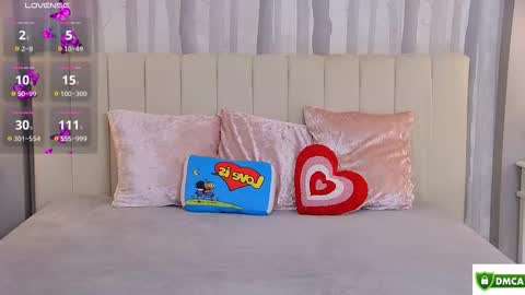 Nancy online show from November 22, 1:21 pm