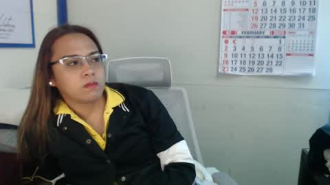 Snapshot of your_dreamgirlxxx69 chatting on February 5, 12:10 am your_dreamgirlxxx69 online show from February 5, 12:10 am