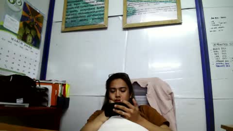 Snapshot of your_dreamgirlxxx69 chatting on March 5, 6:23 am your_dreamgirlxxx69 online show from March 5, 6:23 am