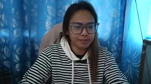 Snapshot of your_dreamgirlxxx69 chatting on February 21, 1:28 am your_dreamgirlxxx69 online show from February 21, 1:28 am