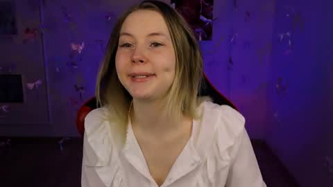 Ella online show from April 2, 8:45 am