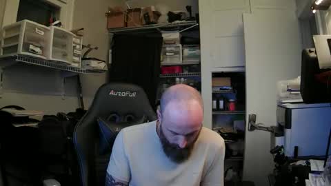 Snapshot of your_favorite_daddydom chatting on October 20, 1:50 am Daddy online show from October 20, 1:50 am