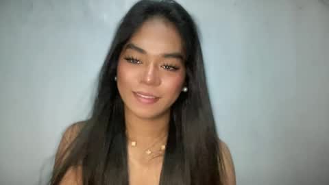Snapshot of your_goddess_ayesha chatting on June 19, 7:06 pm your_goddess_ayesha online show from June 19, 7:06 pm