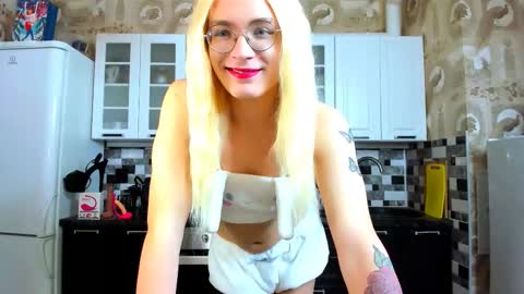 Jane online show from February 25, 8:07 pm