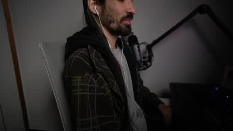Snapshot of your_ice_cream chatting on May 30, 1:57 am Siebel. online show from May 30, 1:57 am