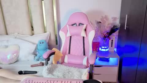 Isa online show from February 20, 11:16 pm