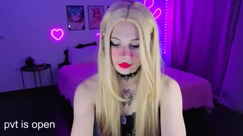 Eva online show from October 5, 9:45 pm