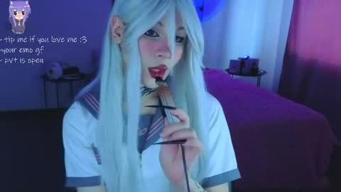 Eva online show from May 26, 3:19 pm