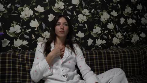 Meri  online show from December 22, 9:20 pm