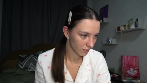 Meri  online show from January 3, 9:57 pm