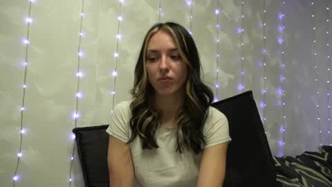 Meri  online show from March 30, 8:21 pm