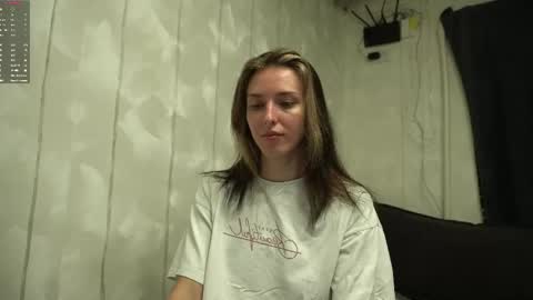 Snapshot of your_little_flexible_girl chatting on May 6, 7:30 pm Meri online show from May 6, 7:30 pm