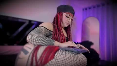 Snapshot of your_littlepervert_ chatting on January 14, 7:47 am Cami independent model online show from January 14, 7:47 am