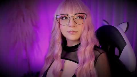 Snapshot of your_littlepervert_ chatting on March 29, 4:01 am Cami independent model online show from March 29, 4:01 am