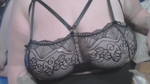 Snapshot of your_love_daddy chatting on January 30, 8:42 pm your_love_daddy online show from January 30, 8:42 pm
