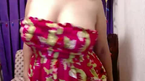 your_realpinay online show from December 22, 11:22 am