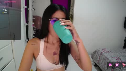 Danna  online show from February 7, 4:27 am