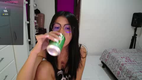Danna  online show from February 10, 4:52 am
